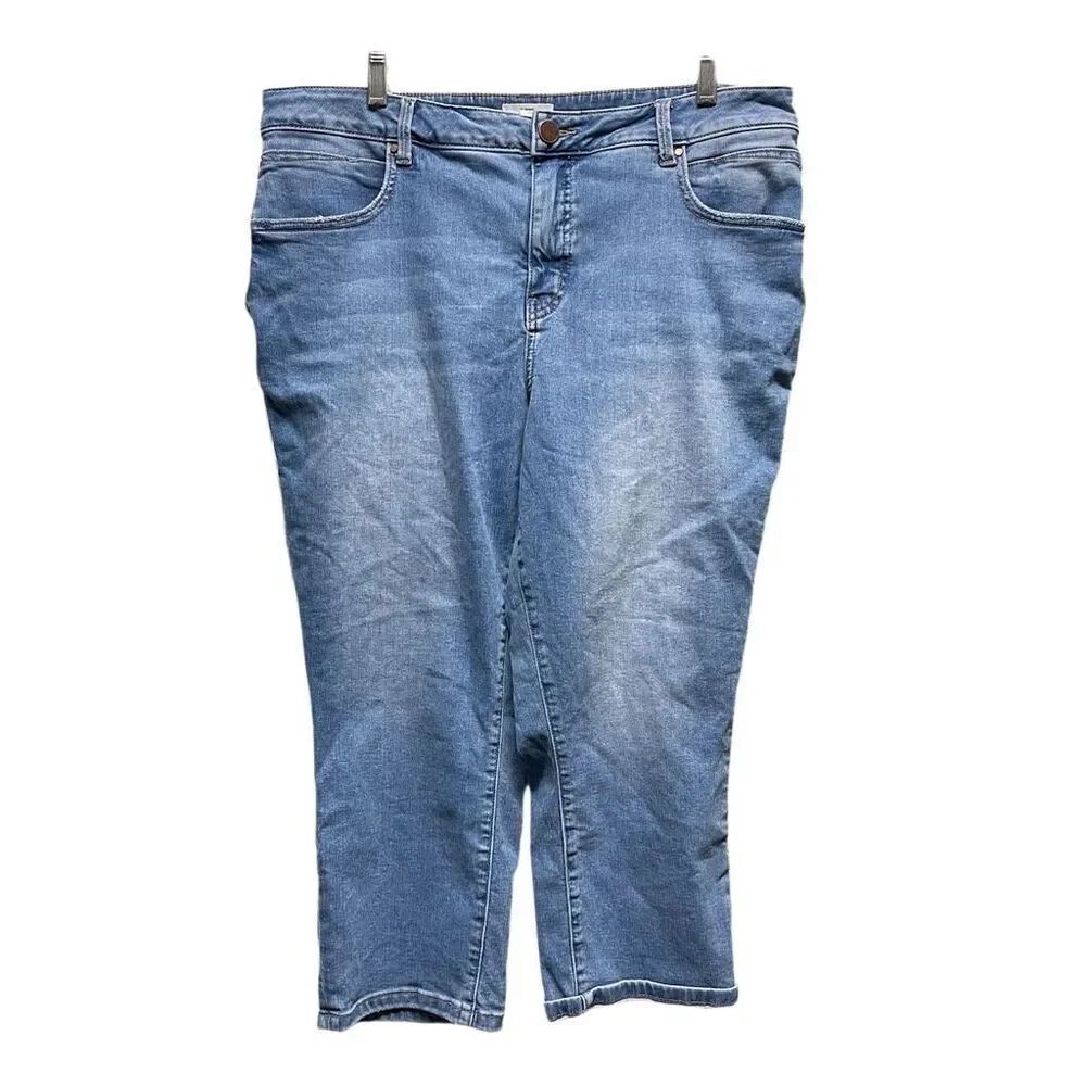 EverFlex by m jeans size 18W capri jeans.